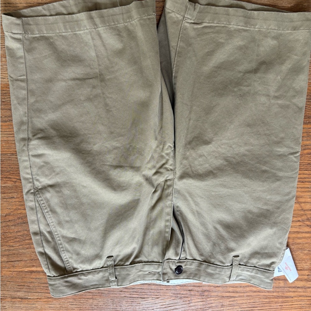 Dockers Tan Flat Front Shorts Casual Style
